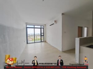 Unfurnished living room with a large glass door opening to a balcony and a city view, wall-mounted AC above.